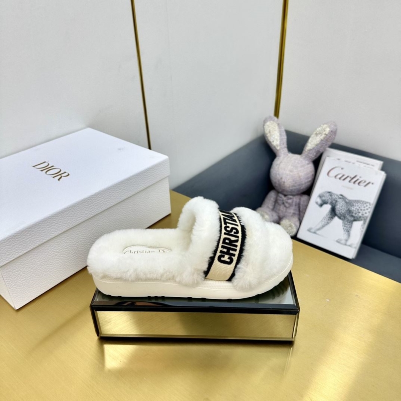 ch**an D*or slippers